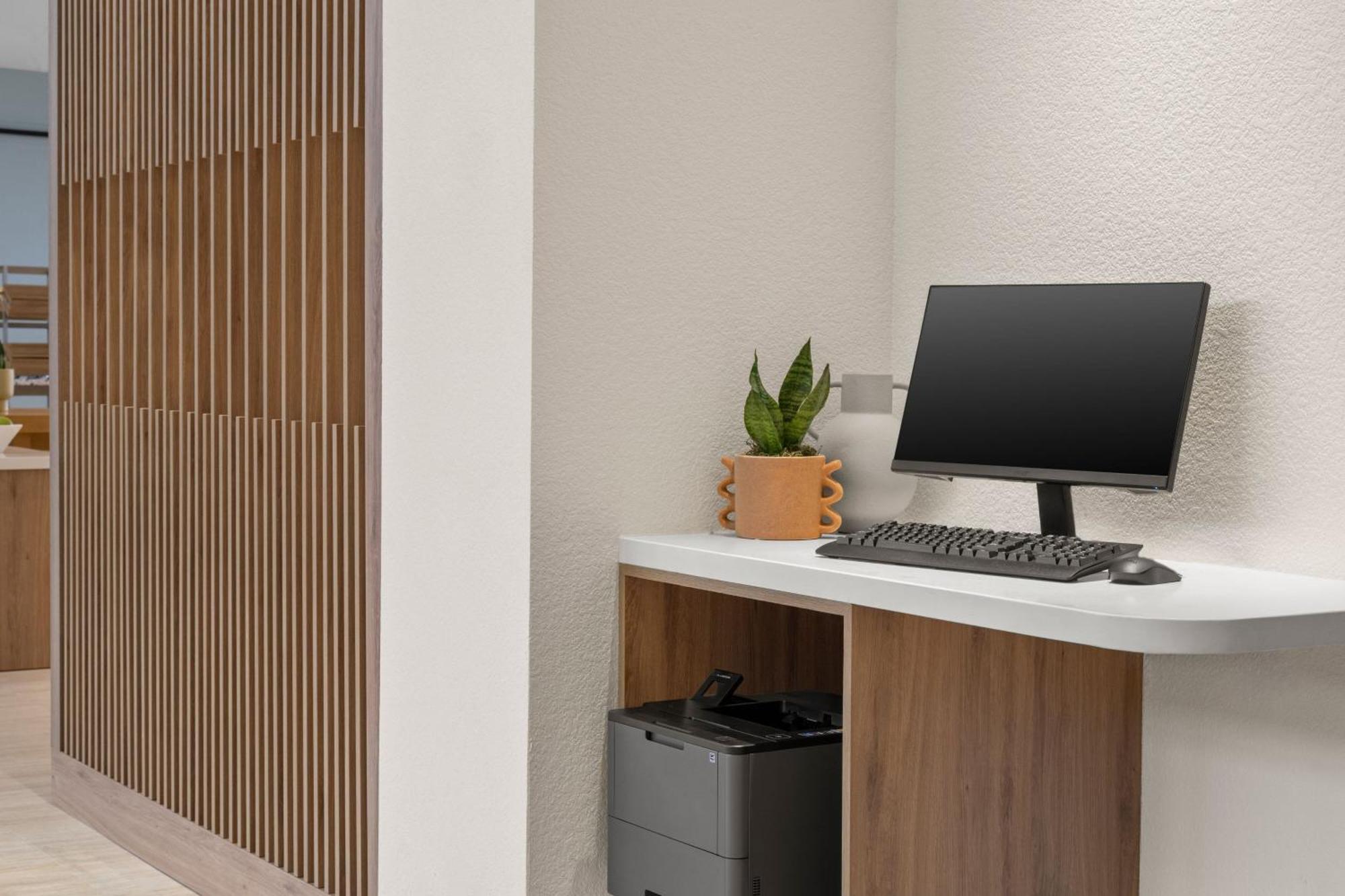 Element Springfield South Hotell Eksteriør bilde